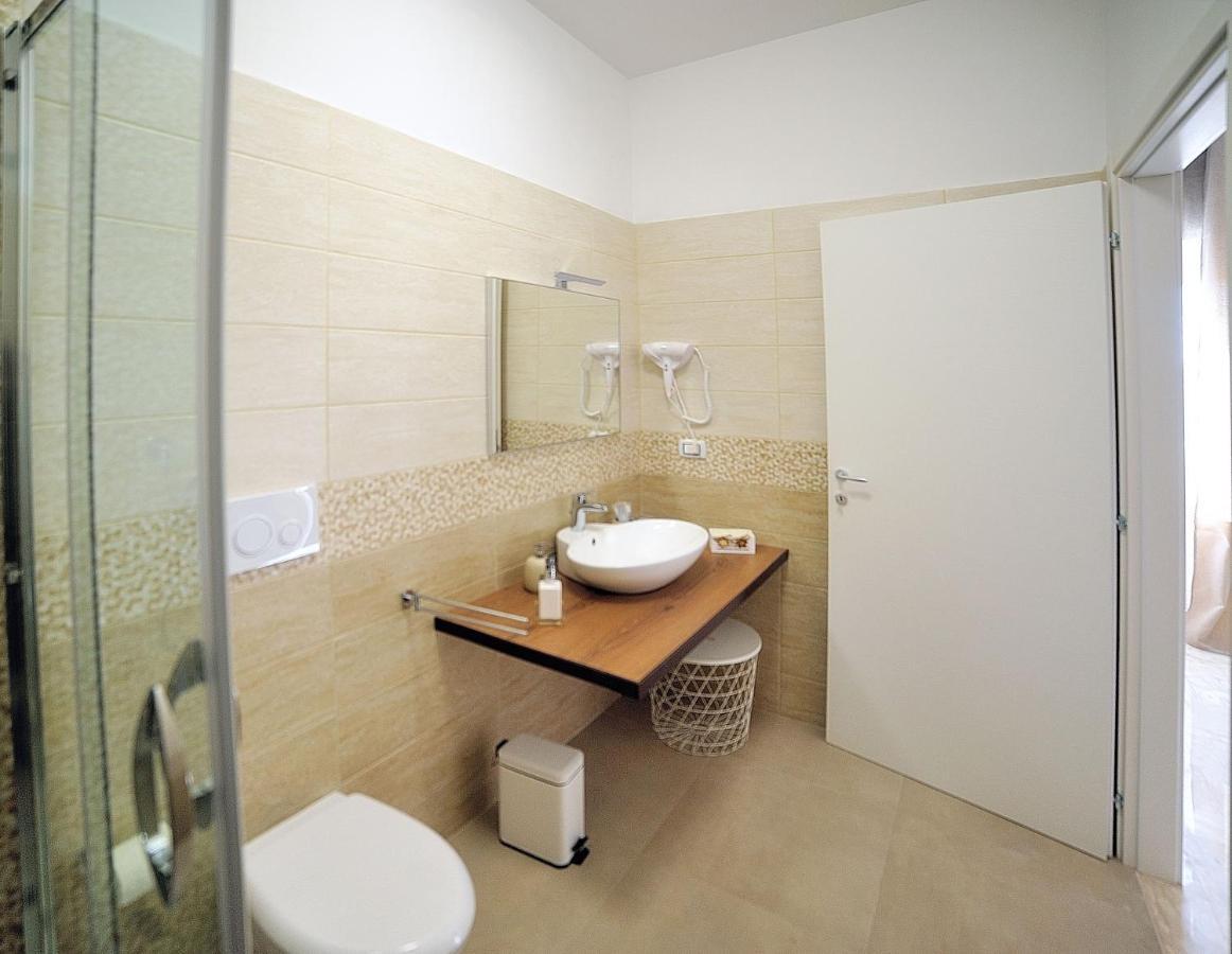 B&B Donna Maria Bari Ngoại thất bức ảnh