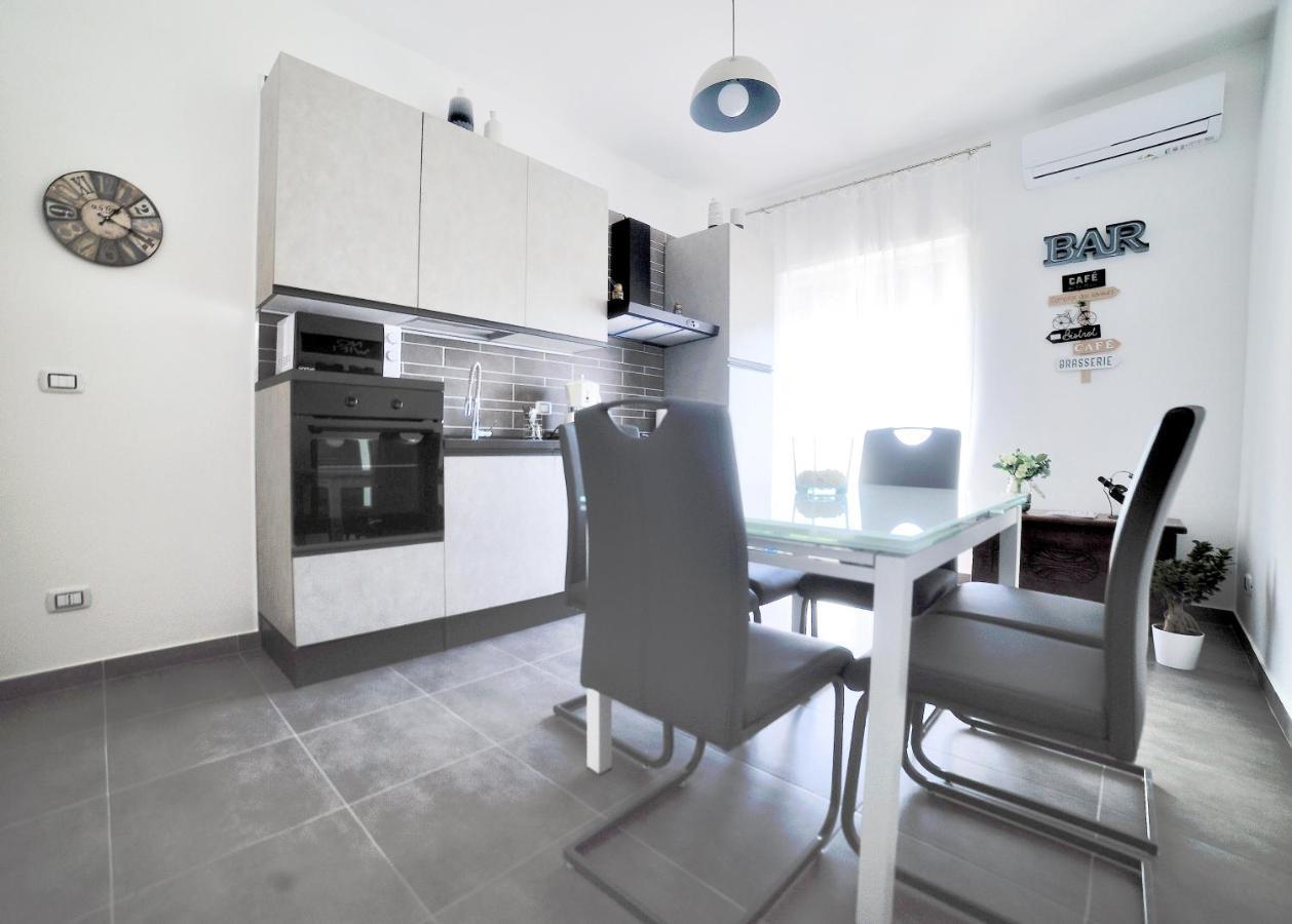 B&B Donna Maria Bari Ngoại thất bức ảnh